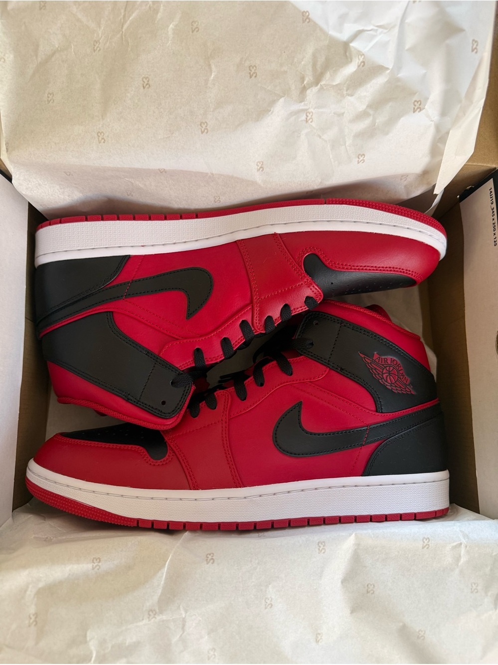 Jordan• 1 Mid in Gym Red, Black, White